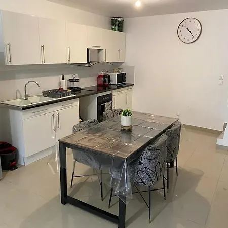 Feriehus Charmante Maison De A Avec Jardin